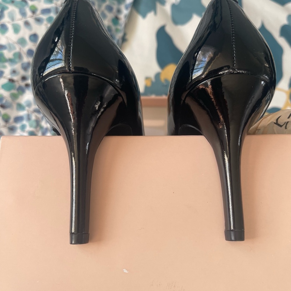 Bcbgeneration Women’s Pointed Toe Classic Pump Bl… - image 4